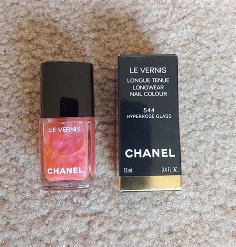 chanel nail polish super lune|Chanel feno nail color.